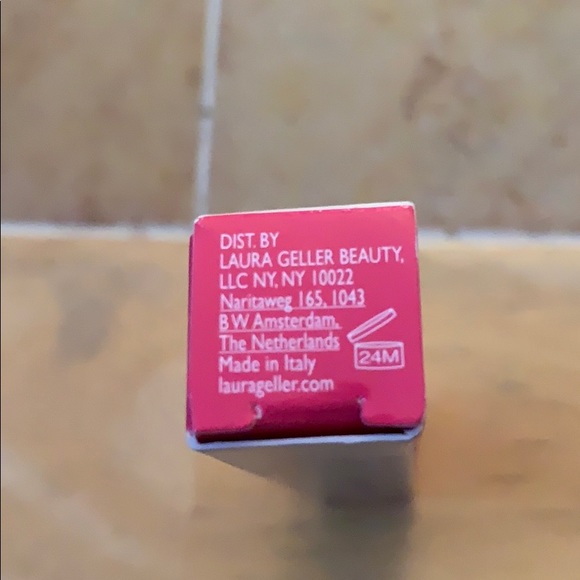 Laura Geller Drenched Lip Gloss - GUAVA DELIGHT. - Picture 6 of 8